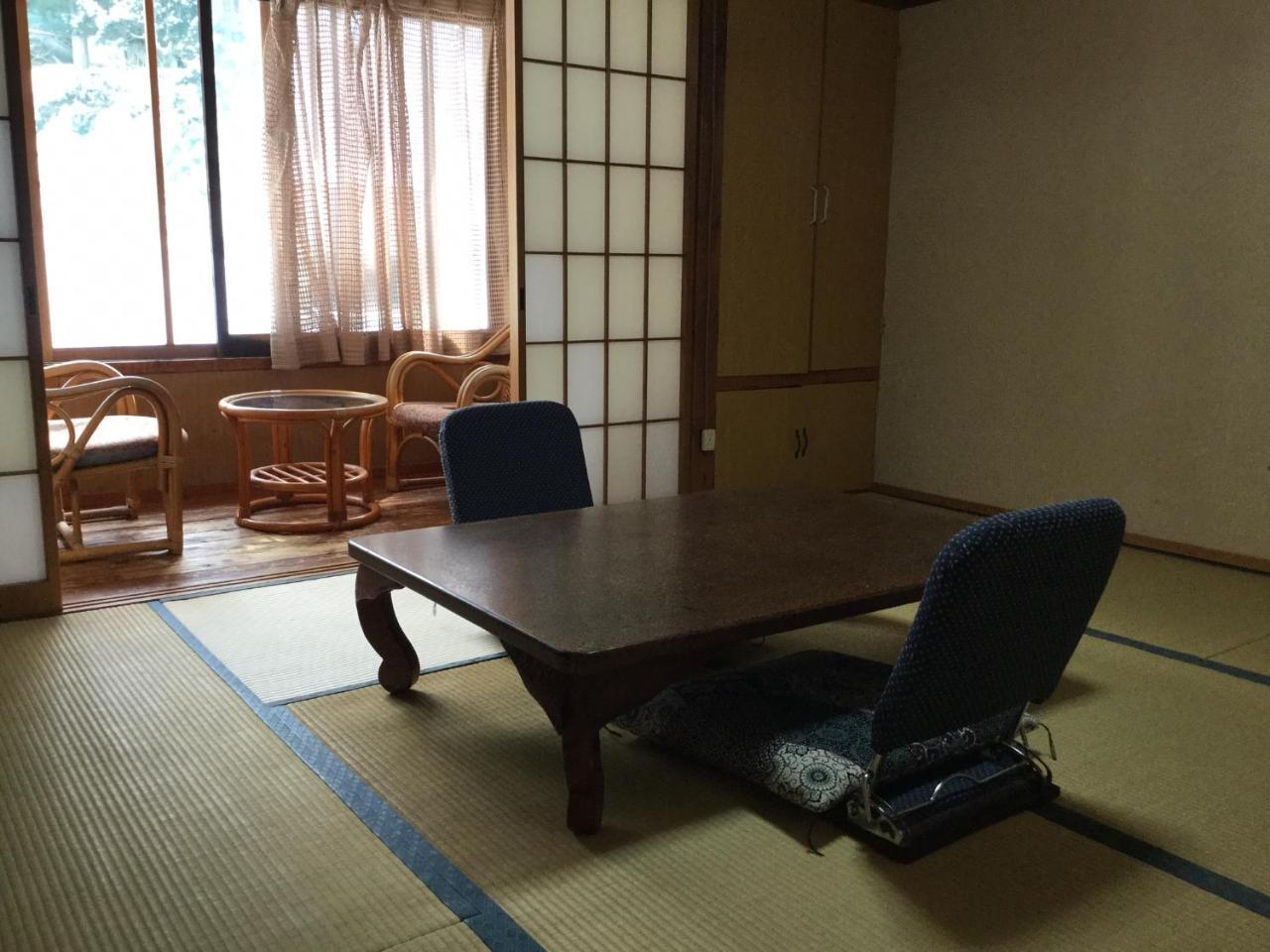 Jigokudani Onsen Korakukan Hotel Nakano  Bagian luar foto